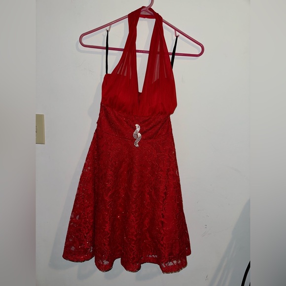 Red Dress - Picture 1 of 3